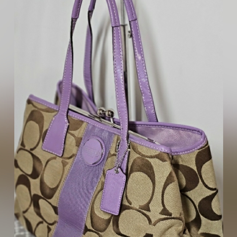 💜COACH Monogram/Leather Shoulder bag💜 EUC - Picture 12 of 12